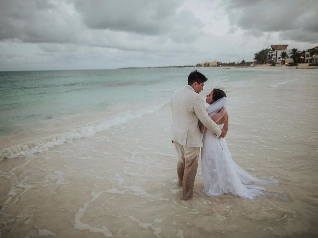La boda de Gerardo y Grisel en Playa del Carmen, Quintana Roo 23