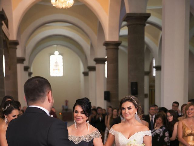 La boda de Yesenia y Fernando en Puebla, Puebla 4