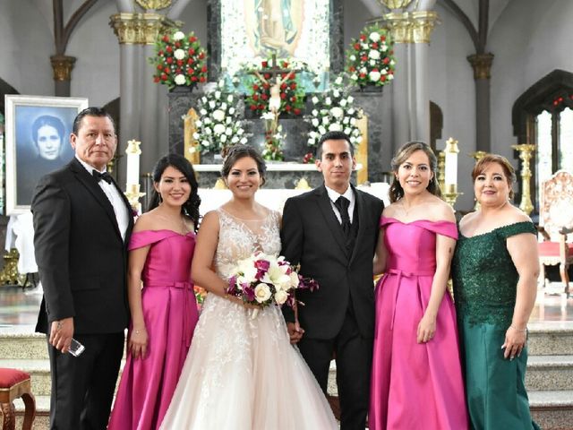 La boda de Víctor Hugo  y Yisela Yadira en Saltillo, Coahuila 1