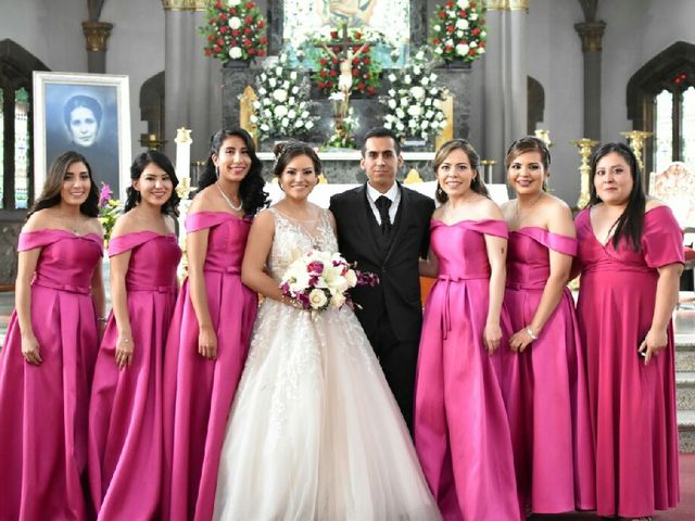 La boda de Víctor Hugo  y Yisela Yadira en Saltillo, Coahuila 3