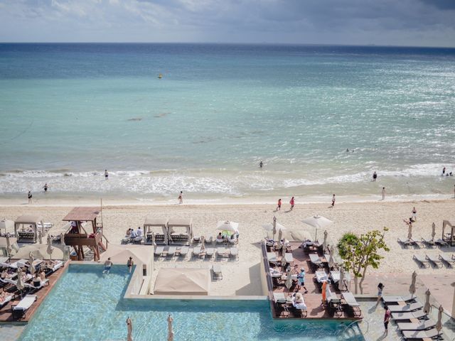 La boda de Carlos y Adriana en Playa del Carmen, Quintana Roo 15