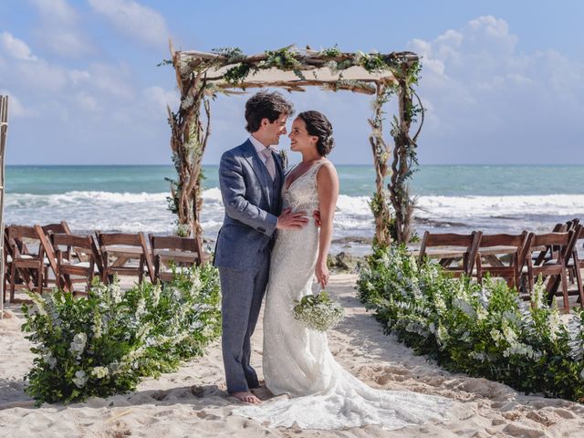 La boda de Carlos y Adriana en Playa del Carmen, Quintana Roo 2