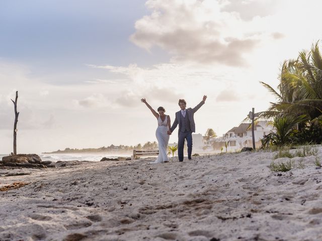 La boda de Carlos y Adriana en Playa del Carmen, Quintana Roo 172
