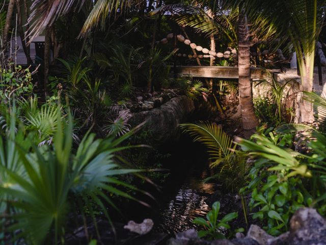 La boda de Carlos y Adriana en Playa del Carmen, Quintana Roo 174