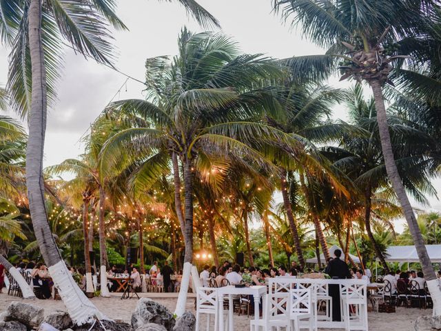 La boda de Carlos y Adriana en Playa del Carmen, Quintana Roo 182