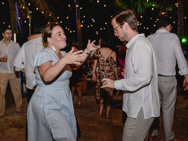 La boda de Carlos y Adriana en Playa del Carmen, Quintana Roo 231