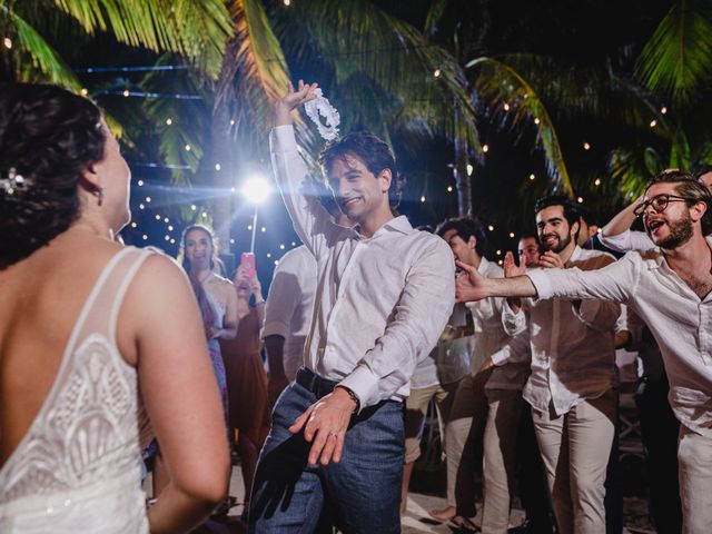 La boda de Carlos y Adriana en Playa del Carmen, Quintana Roo 281