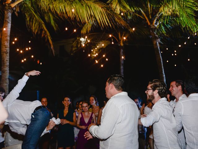 La boda de Carlos y Adriana en Playa del Carmen, Quintana Roo 284