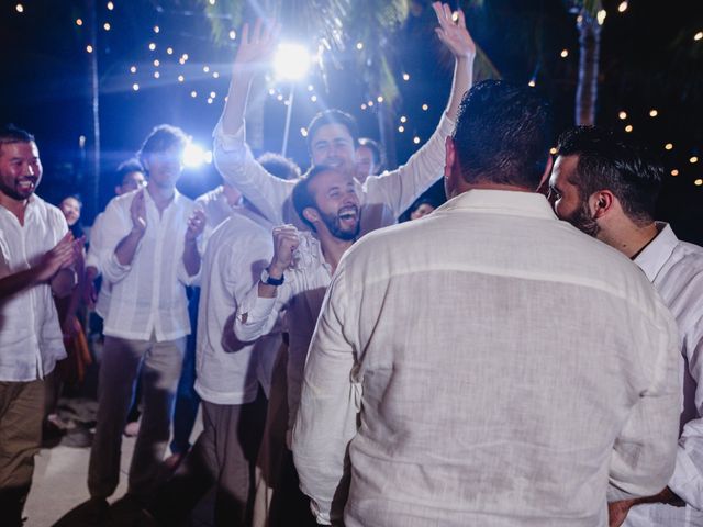 La boda de Carlos y Adriana en Playa del Carmen, Quintana Roo 286