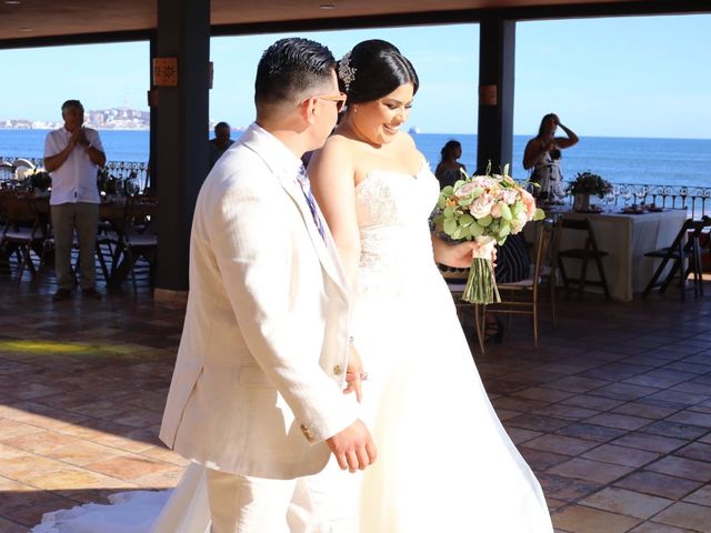 La boda de Omar  y Elisa   en Mazatlán, Sinaloa 19