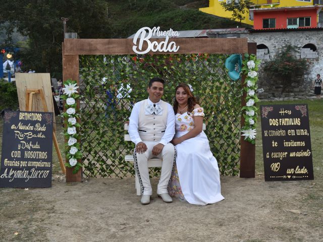 La boda de Alejandro  y Zaida Lucero  en Zontecomatlán de López y Fuentes, Veracruz 9