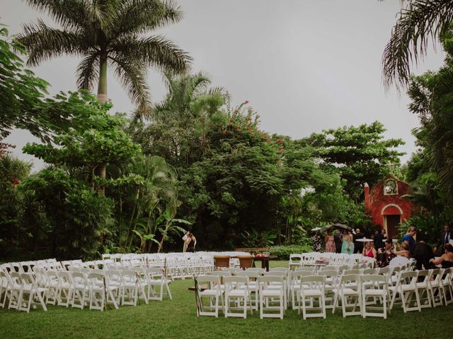 La boda de Makarenko y Mariana en Umán, Yucatán 24