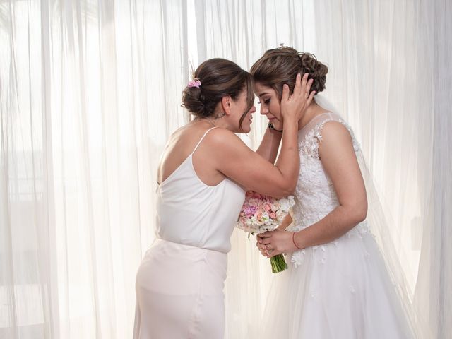 La boda de Víctor y Paola en Puerto Vallarta, Jalisco 4