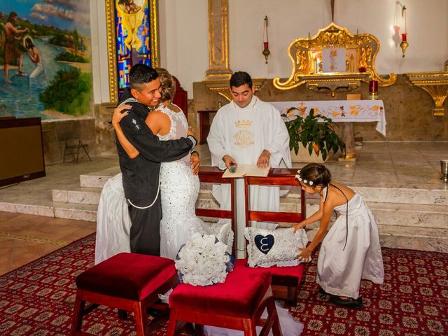 La boda de Elias  y Perla  en Puerto Vallarta, Jalisco 4