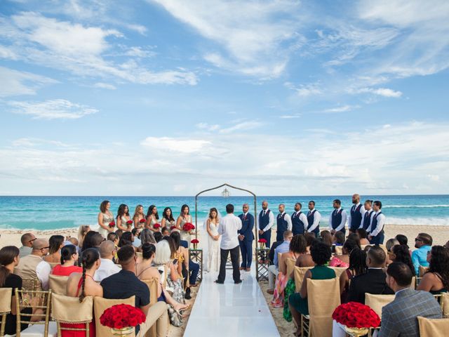 La boda de Raymond y Betty en Cancún, Quintana Roo 23