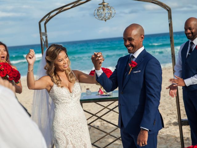 La boda de Raymond y Betty en Cancún, Quintana Roo 29