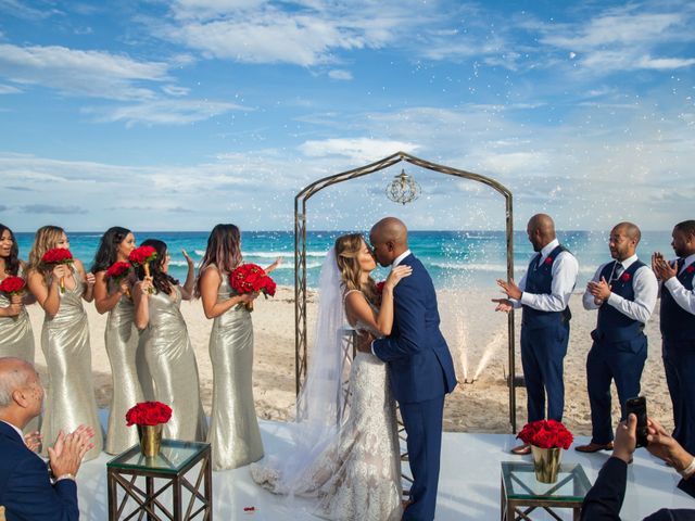 La boda de Raymond y Betty en Cancún, Quintana Roo 31