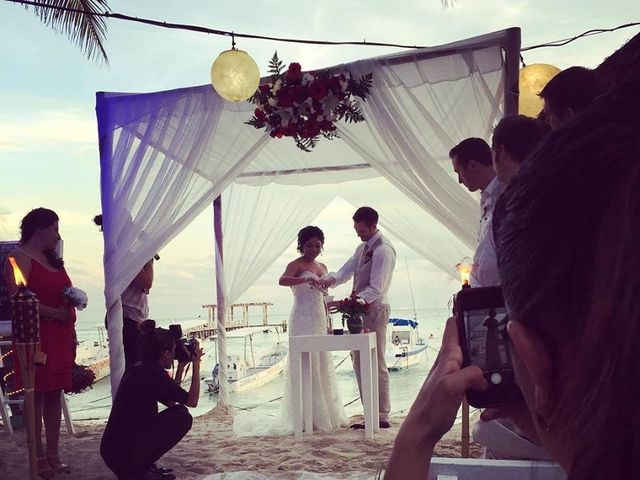 La boda de Jon  y Lau en Playa del Carmen, Quintana Roo 3