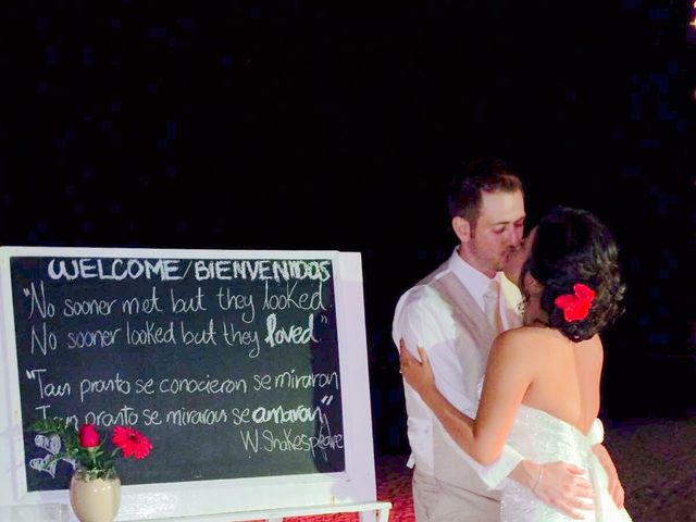 La boda de Jon  y Lau en Playa del Carmen, Quintana Roo 7