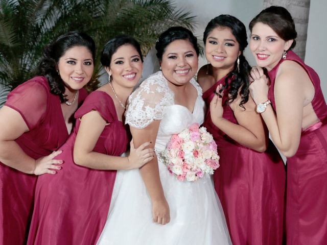 La boda de Alonso y Lupita en Mérida, Yucatán 5