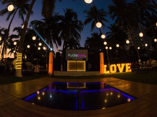 La boda de Joshua y Estefania en Ixtapa Zihuatanejo, Guerrero 25