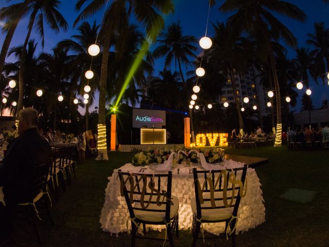 La boda de Joshua y Estefania en Ixtapa Zihuatanejo, Guerrero 26