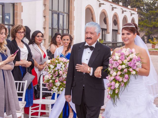 La boda de Fernando y Vania en Ixtapaluca, Estado México 17