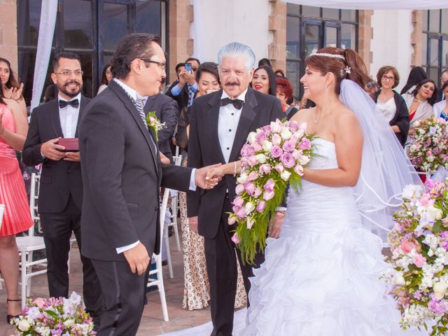 La boda de Fernando y Vania en Ixtapaluca, Estado México 18