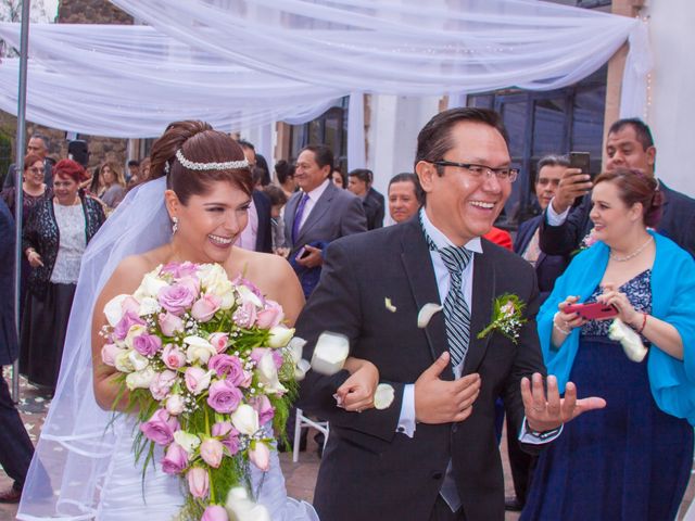 La boda de Fernando y Vania en Ixtapaluca, Estado México 56