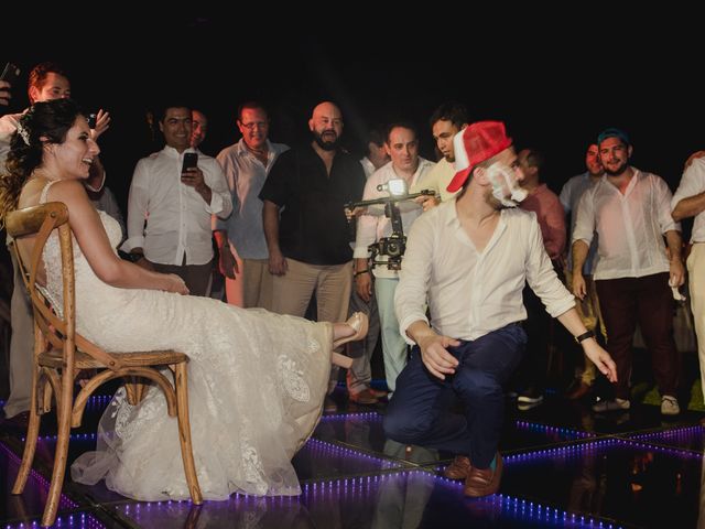 La boda de Alberto y Lorena en Acapulco, Guerrero 88