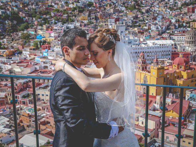 La boda de Aaron y Lydia en Guanajuato, Guanajuato 27