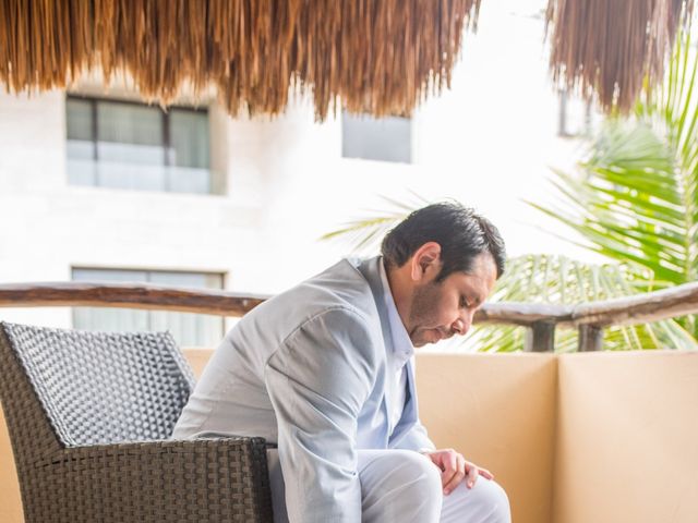 La boda de Hector y Lisa en Playa del Carmen, Quintana Roo 23