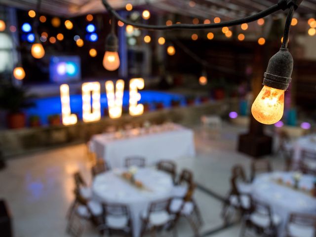 La boda de Hector y Lisa en Playa del Carmen, Quintana Roo 51