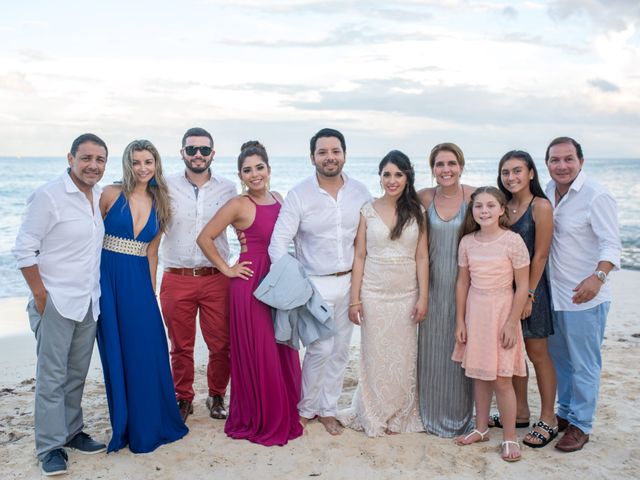 La boda de Hector y Lisa en Playa del Carmen, Quintana Roo 55