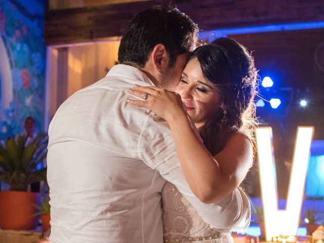 La boda de Hector y Lisa en Playa del Carmen, Quintana Roo 60