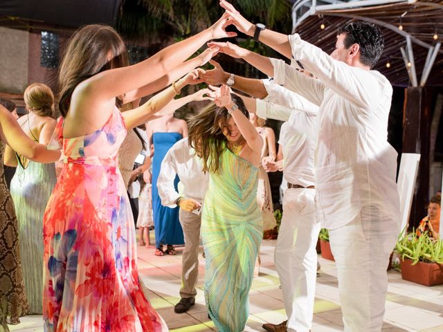 La boda de Hector y Lisa en Playa del Carmen, Quintana Roo 70