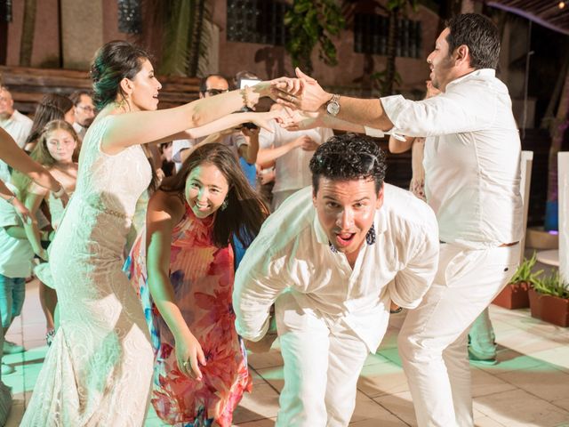 La boda de Hector y Lisa en Playa del Carmen, Quintana Roo 73