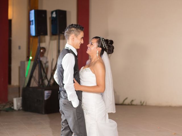 La boda de Omar  y Mayra  en Chihuahua, Chihuahua 20