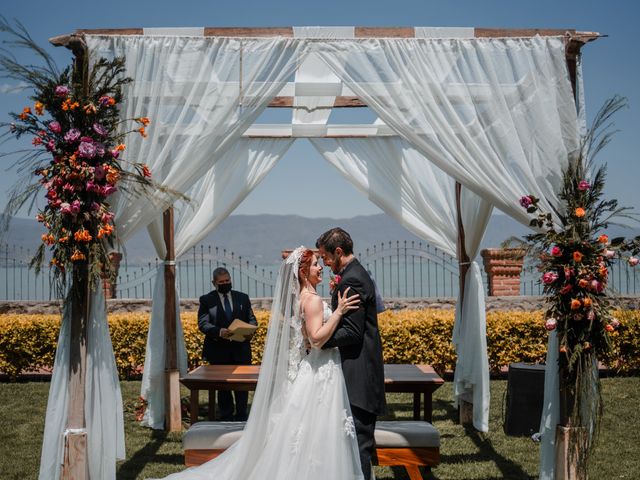 La boda de Erik y Alethia en Jocotepec, Jalisco 1