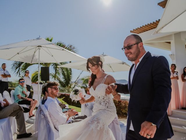 La boda de Arturo y Megan en Bahía de Banderas, Nayarit 44