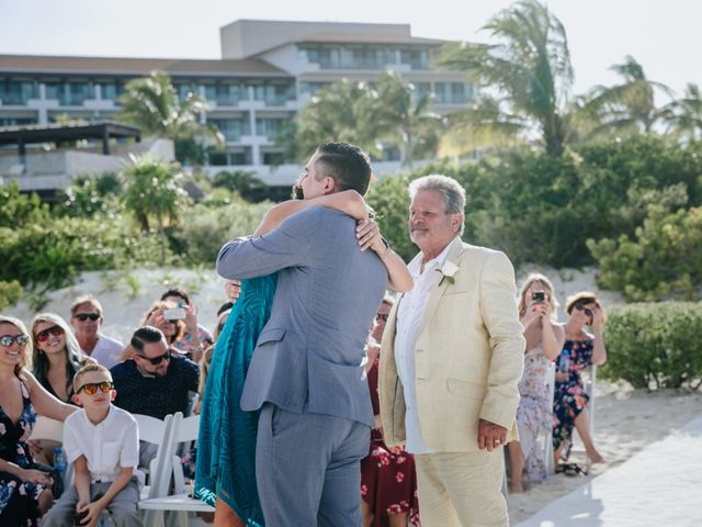 La boda de Colt y Sabrina en Puerto Aventuras, Quintana Roo 33