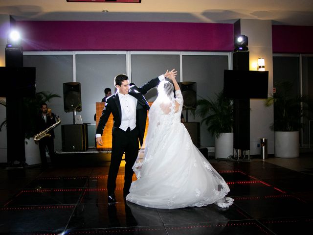 La boda de Gustavo y Ana en Guadalajara, Jalisco 32