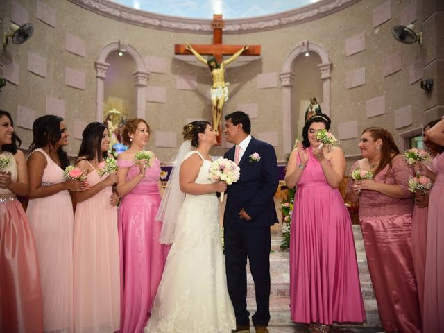 La boda de Emilio y Cynthia en Minatitlán, Veracruz 4