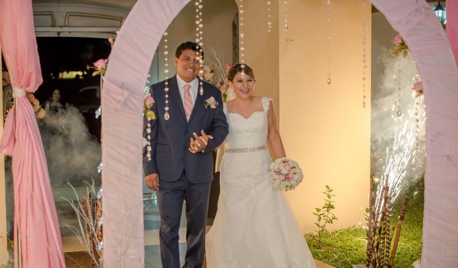 La boda de Emilio y Cynthia en Minatitlán, Veracruz