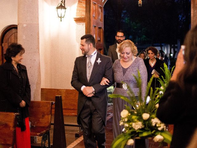 La boda de Cuitláhuac y Carina en Álvaro Obregón, Ciudad de México 18