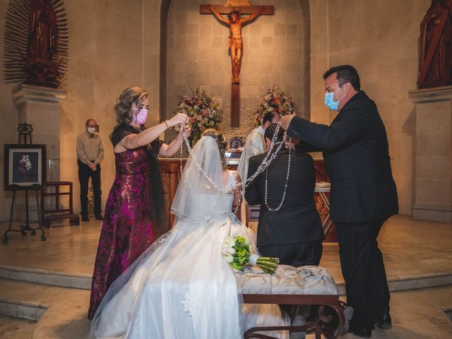 La boda de Alejandro y Lucia en Hermosillo, Sonora 43