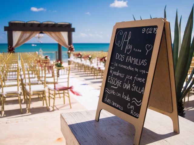 La boda de Rogelio y Cinthia en Cancún, Quintana Roo 18