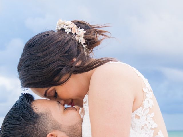 La boda de Rogelio y Cinthia en Cancún, Quintana Roo 53