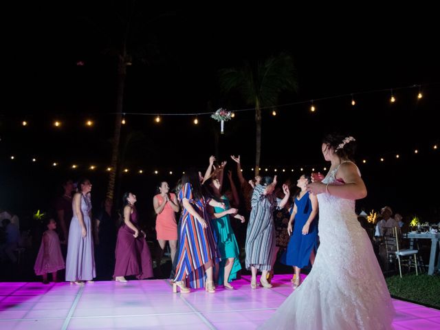 La boda de Rogelio y Cinthia en Cancún, Quintana Roo 63