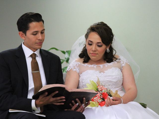 La boda de Jehovani y Melina en Tijuana, Baja California 39